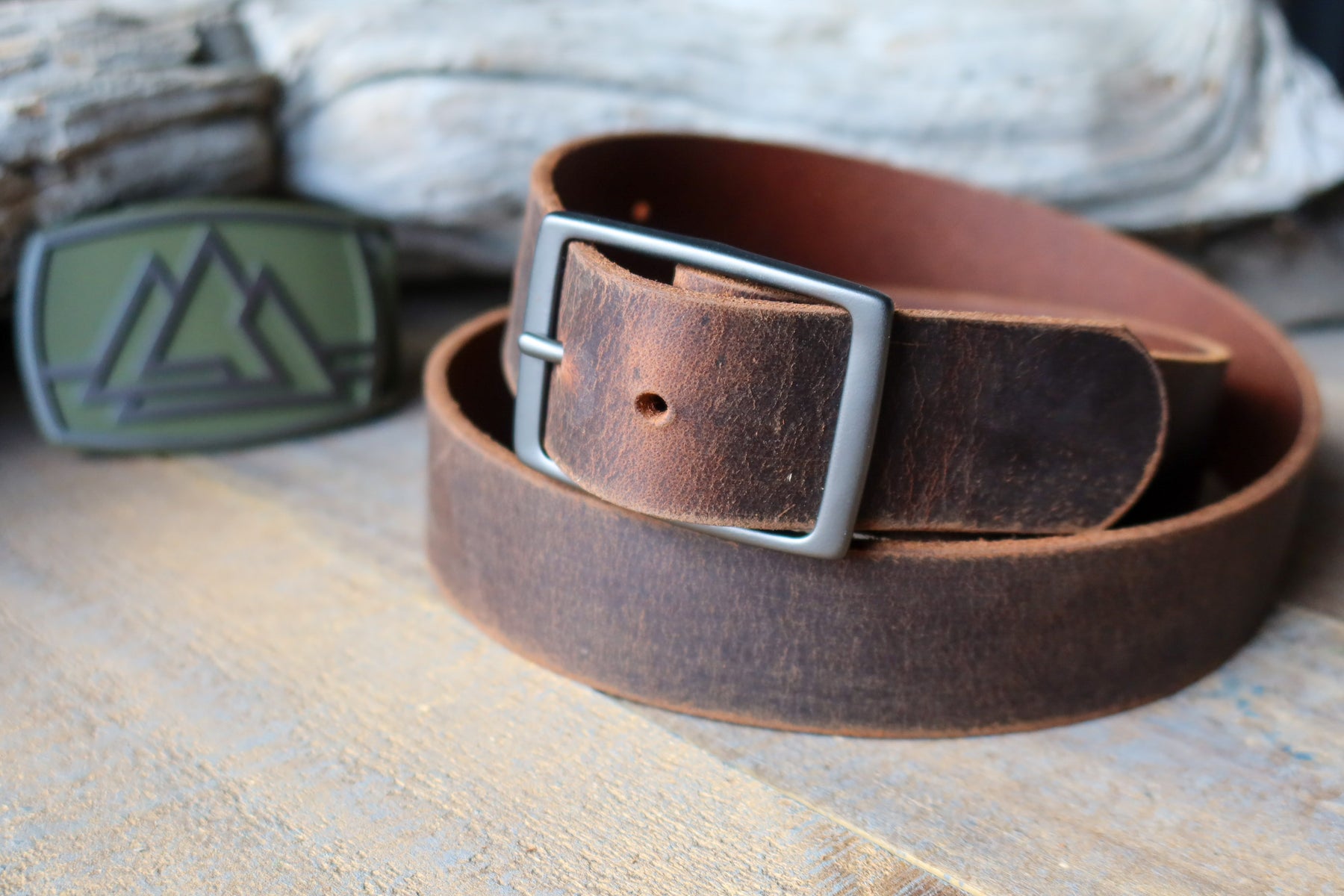 Distressed Black Leather Belt – FosterWeld