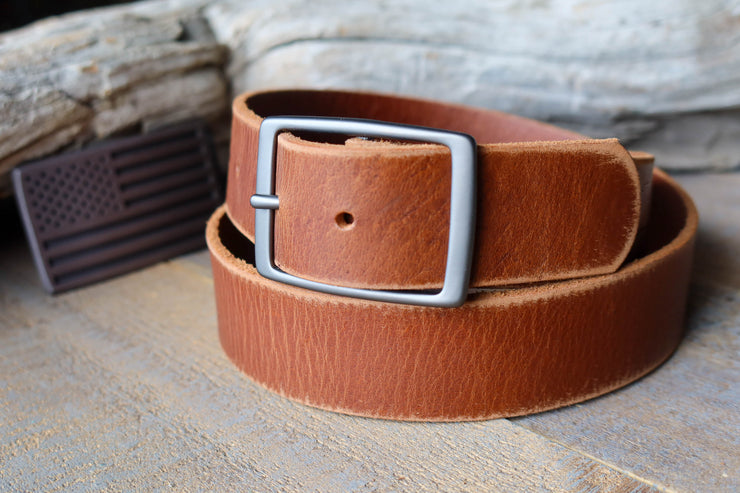 DISTRESSED BROWN LEATHER BELT