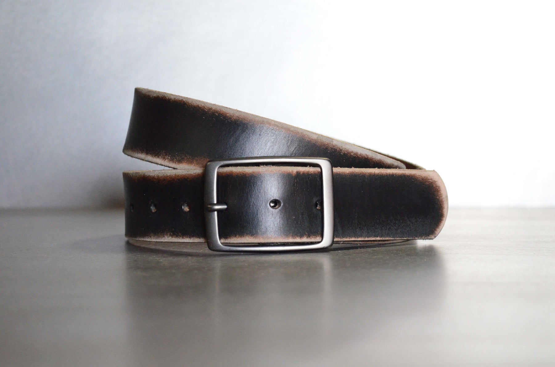 Distressed Black Leather Belt – FosterWeld