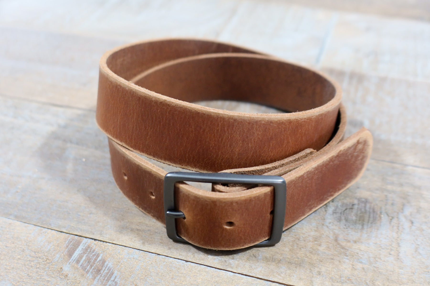 Distressed Black Leather Belt – FosterWeld